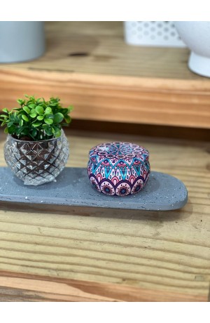 Vela Branca Perfumada de Metal - Mandala 5cm X 7cm / Mod - 5