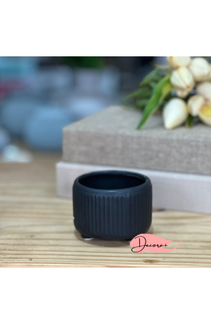 Vaso Canelado de Cerâmica Preto (Pq) - 6cm X 8cm